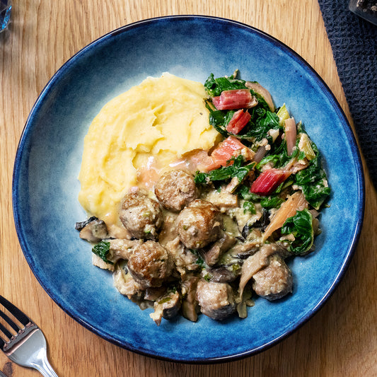 Meatballs with chard and mashed potatoes